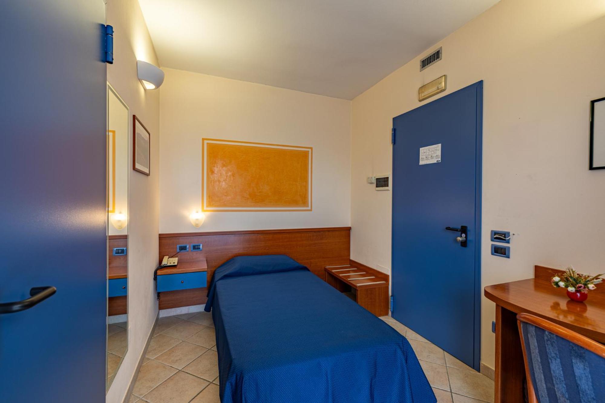 1000 Miglia Hotel Monteroni d'Arbia Ngoại thất bức ảnh