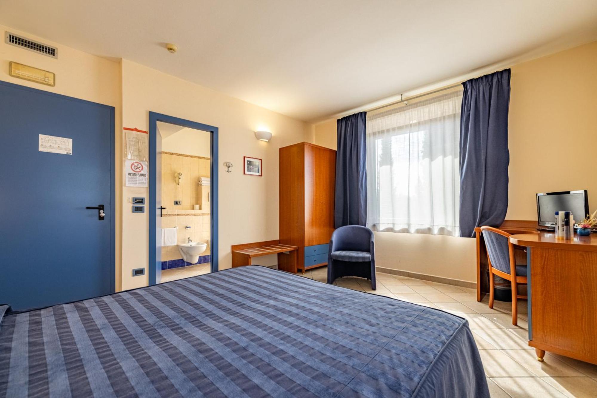 1000 Miglia Hotel Monteroni d'Arbia Ngoại thất bức ảnh