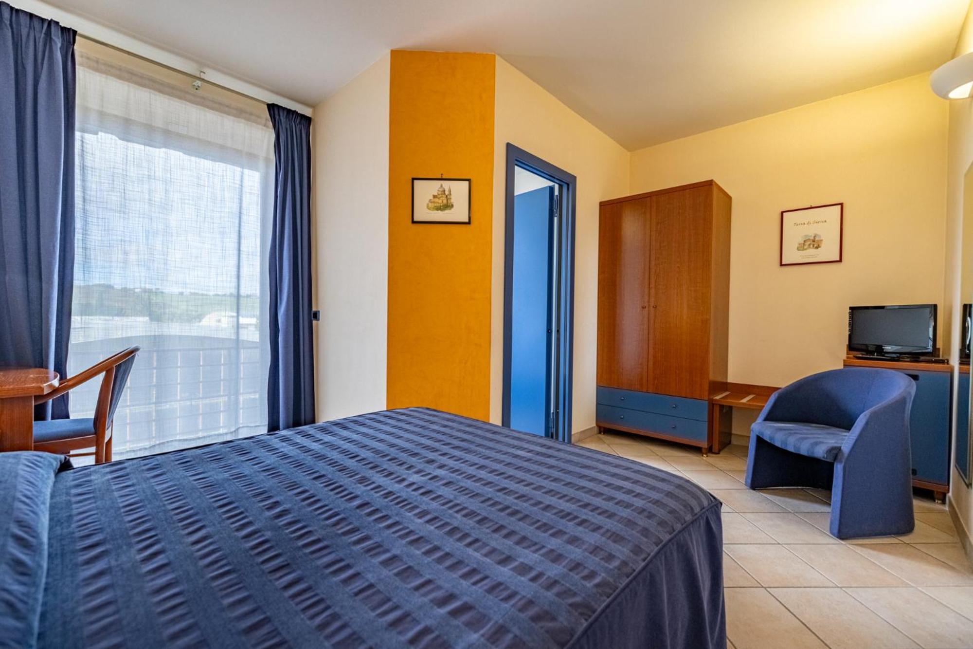 1000 Miglia Hotel Monteroni d'Arbia Ngoại thất bức ảnh